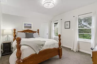 2525 SW Hume Ct, Portland, OR 97219 - Photo 20