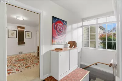 2525 SW Hume Ct, Portland, OR 97219 - Photo 4