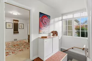 2525 SW Hume Ct, Portland, OR 97219 - Photo 4