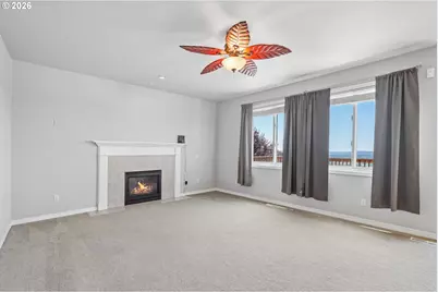 10996 SE Lenore St, Happy Valley, OR 97086 - Photo 8