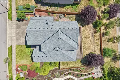 10996 SE Lenore St, Happy Valley, OR 97086 - Photo 46