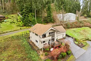 747 Holbrook Ln, Creswell, OR 97426 - Photo 2