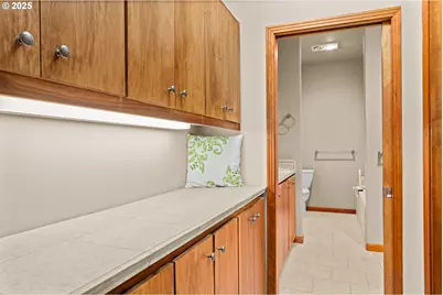 747 Holbrook Ln, Creswell, OR 97426 - Photo 20