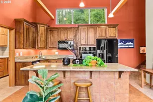 747 Holbrook Ln, Creswell, OR 97426 - Photo 12