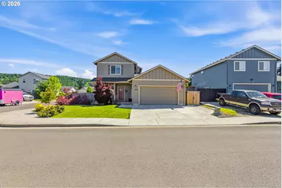 1202 Albatross Ct, Sweet Home, OR 97386 - Photo 1