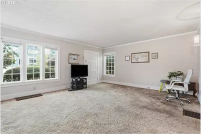 1915 SE 21st Ave, Portland, OR 97214 - Photo 8