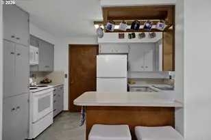 441 N Craven St, Monmouth, OR 97361 - Photo 16