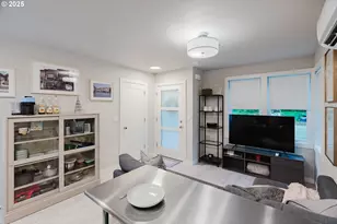 3937 SE Cousteau Dr, Salem, OR 97302 - Photo 8