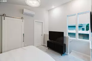 3937 SE Cousteau Dr, Salem, OR 97302 - Photo 12