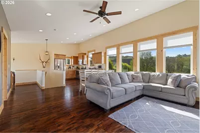 192 Honeysuckle Ln, The Dalles, OR 97058 - Photo 8