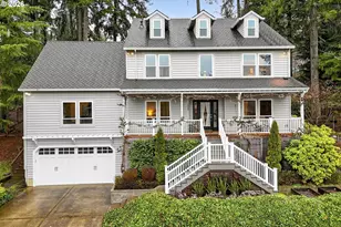 3009 SW Dickinson St, Portland, OR 97219 - Photo 2