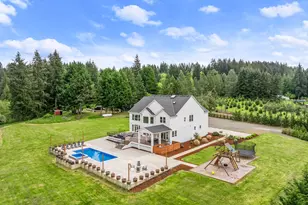 18237 S Bogynski Rd, Oregon City, OR 97045 - Photo 2