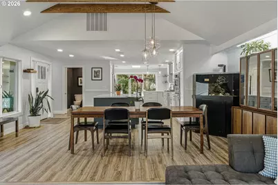 8750 SW Bridletrail Ave, Beaverton, OR 97008 - Photo 8