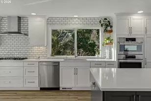 8750 SW Bridletrail Ave, Beaverton, OR 97008 - Photo 12