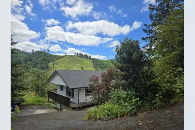 1852 Lakeview Dr, Sutherlin, OR 97479 - Photo 34