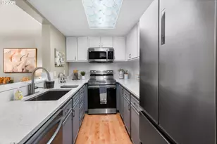 10178 SE Talbert St, Clackamas, OR 97015 - Photo 10