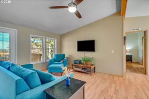 19871 S Ridge Rd, Oregon City, OR 97045 - Photo 10