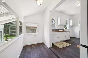 3504 SE Sherman St, Portland, OR 97214 - Photo 12