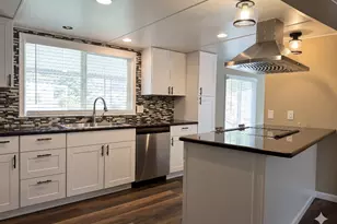 11668 SW Royal Villa Dr, Portland, OR 97224 - Photo 8