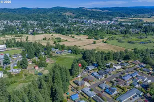 1100 N Juniper St, Coquille, OR 97423 - Photo 36