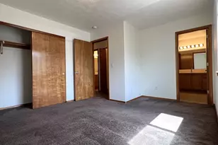 1022 SW 2nd Way, Troutdale, OR 97060 - Photo 6