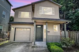 1022 SW 2nd Way, Troutdale, OR 97060 - Photo 1