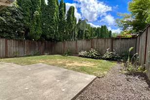 1022 SW 2nd Way, Troutdale, OR 97060 - Photo 8