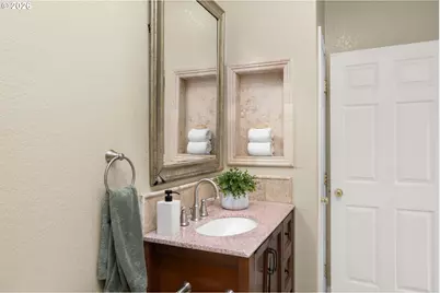 1231 NE Horizon Loop #208, Hillsboro, OR 97124 - Photo 24