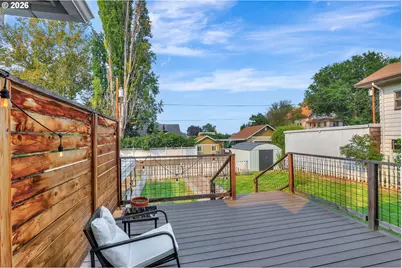 523 E 9th St, The Dalles, OR 97058 - Photo 36