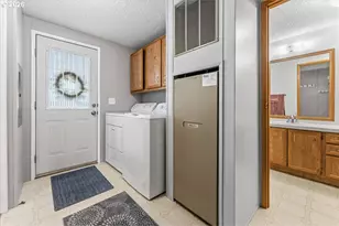 100 SW 195th Ave, Beaverton, OR 97006 - Photo 40
