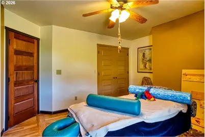 26008 Adam Rd, Canyon City, OR 97820 - Photo 22