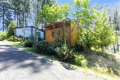 28664 N Umpqua Hwy, Idleyld Park, OR 97447 - Photo 42