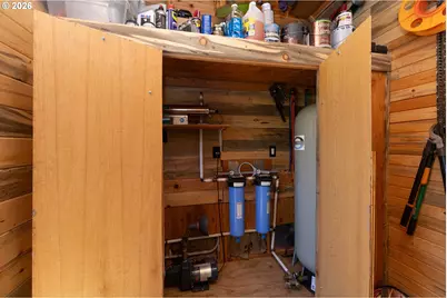 28664 N Umpqua Hwy, Idleyld Park, OR 97447 - Photo 34