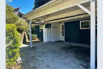 20 Skyline Pl, Astoria, OR 97103 - Photo 2