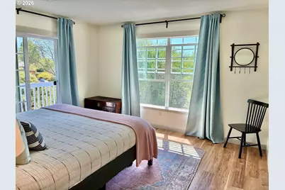 990 Bridge View Ct, Astoria, OR 97103 - Photo 12