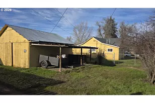 220 NW 2nd St, Goldendale, WA 98620 - Photo 4