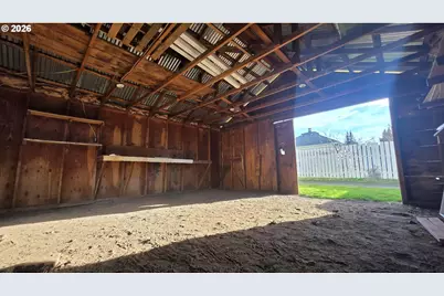 220 NW 2nd St, Goldendale, WA 98620 - Photo 6