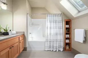 2029 Why Worry Ln, Eugene, OR 97405 - Photo 40