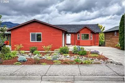 2912 Eugene St, Hood River, OR 97031 - Photo 2