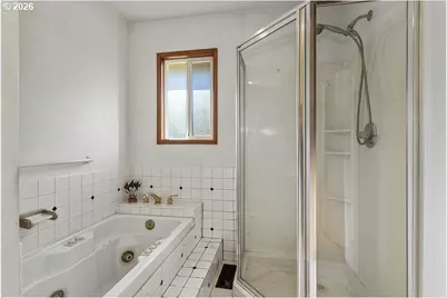 3301 SE 175th Pl, Portland, OR 97236 - Photo 22