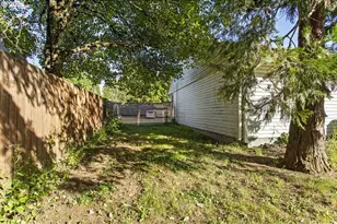 3301 SE 175th Pl, Portland, OR 97236 - Photo 34
