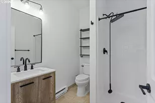 1714 NW Couch St, Portland, OR 97209 - Photo 14