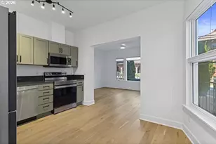 1714 NW Couch St, Portland, OR 97209 - Photo 12