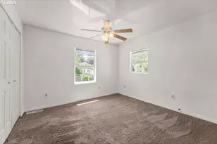 1235 SE Booth Ave, Roseburg, OR 97470 - Photo 6