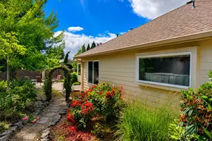 836 NW 21st St, McMinnville, OR 97128 - Photo 26