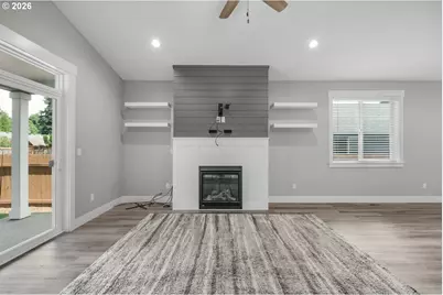 1105 Hardcastle Ave, Woodburn, OR 97071 - Photo 4