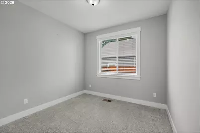1105 Hardcastle Ave, Woodburn, OR 97071 - Photo 20