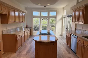 614 38th Pl, Florence, OR 97439 - Photo 12