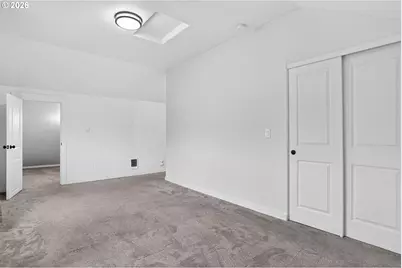 12102 SE Raymond St, Portland, OR 97266 - Photo 32