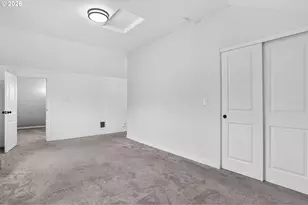 12102 SE Raymond St, Portland, OR 97266 - Photo 32